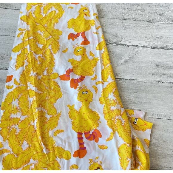 Vintage Big Bird Flat Sheet Sesame Street Retro - Picture 1 of 6